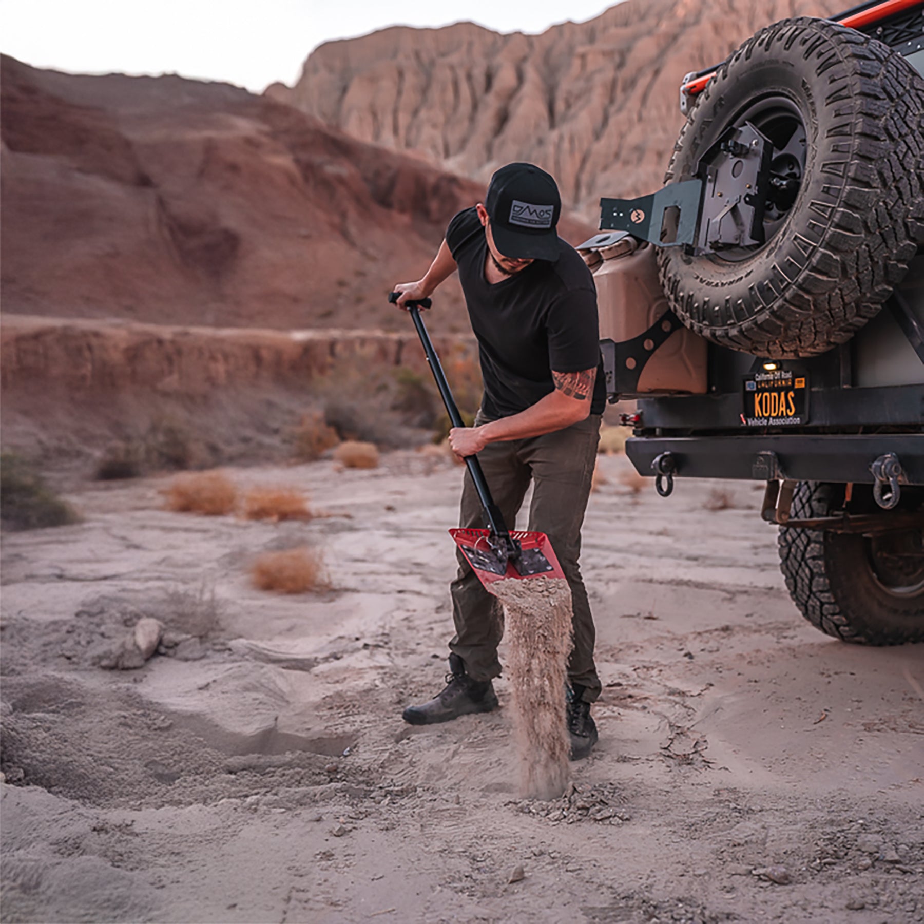 DMOS Delta Pro Shovel DMOS | Dealer Program