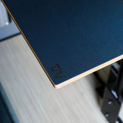 Small Universal Table Top