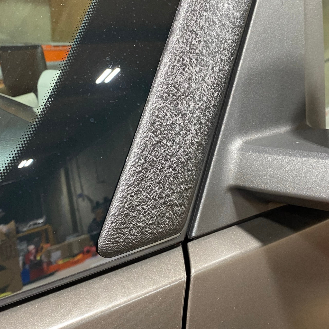 Buzz Buffet Blocker | Wind Buffeting Guard for ID Buzz Windows Terrawagen