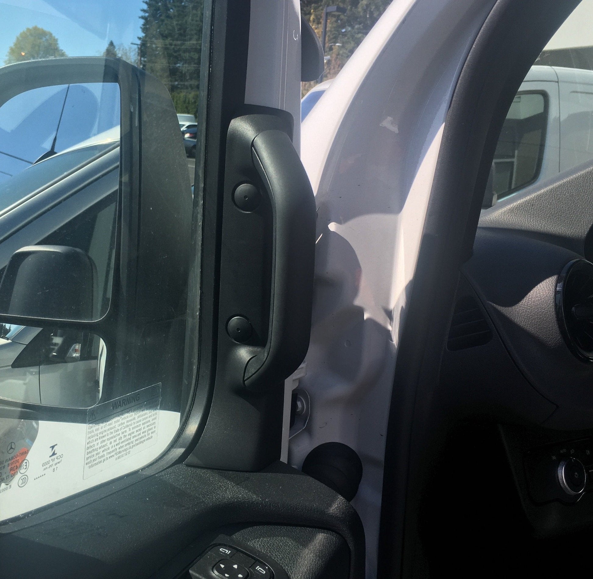 Grab Handle Upgrade Kit – Sprinter VS30 2019-2025 for Easier Entry Terrawagen