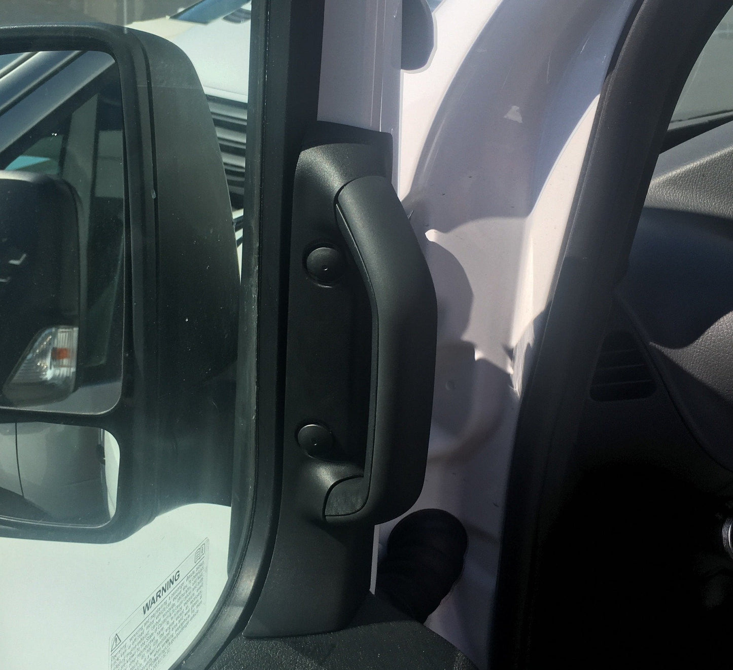 Grab Handle Upgrade Kit – Sprinter VS30 2019-2025 for Easier Entry Terrawagen