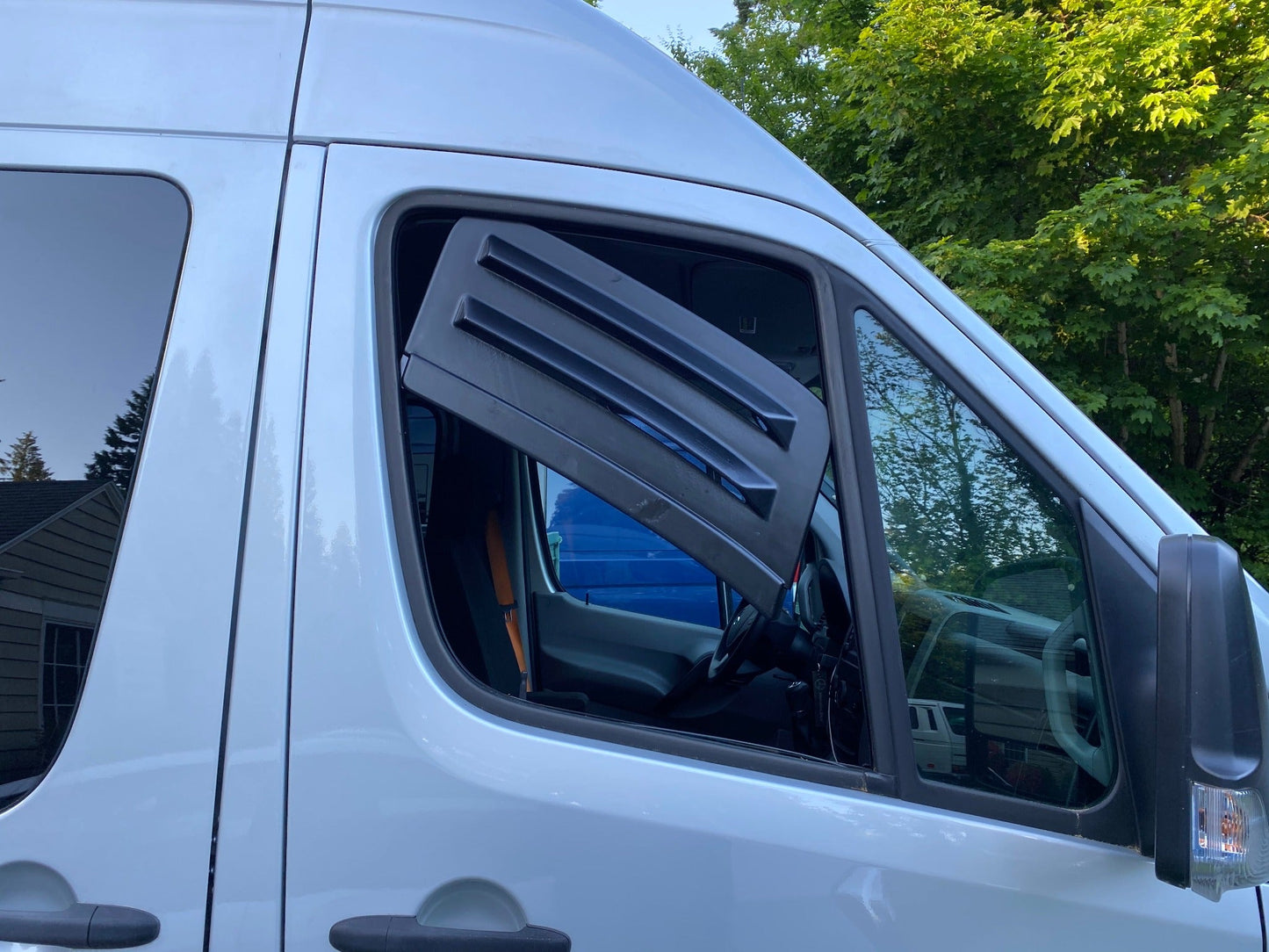 Bug Barrier Window Vent for Sprinter, Transit & ProMaster Vans Terrawagen