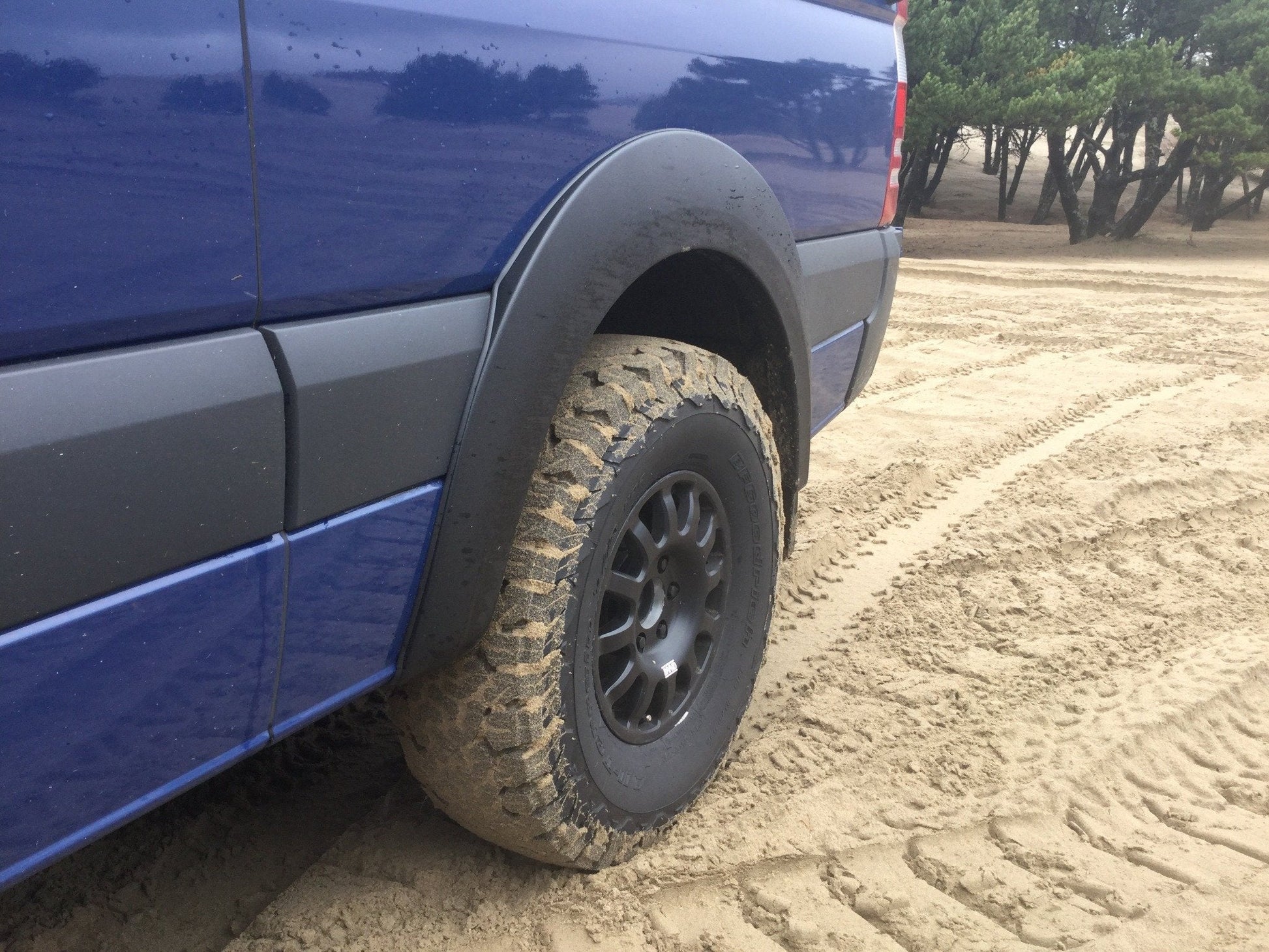 4x4 BIG Fender Flare Kit Sprinter 906 Terrawagen