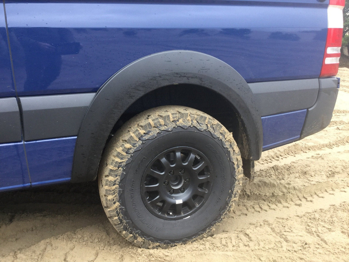 4x4 BIG Fender Flare Kit Sprinter 906 Terrawagen