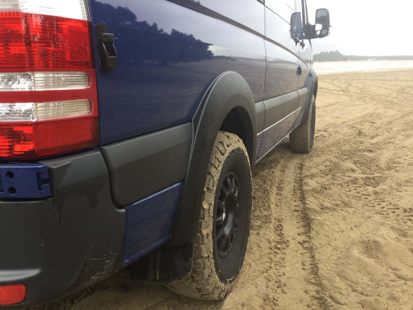 4x4 BIG Fender Flare Kit Sprinter 906 Terrawagen