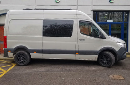Sprinter 907 Full Exterior Upgrade Bundle – Hood Spoiler + Fender Armor + Mudguards
