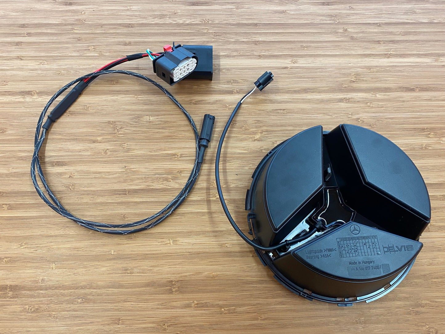 LED Grill Emblem for Mercedes Sprinter 907 – Fits Chrome Grill with Removable Star