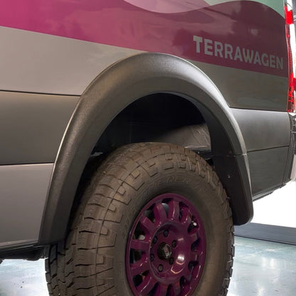 Desert Defender Classic Fender Flares – Rounded Rear Arch, Single Cut Install for 2019–2025 Sprinter