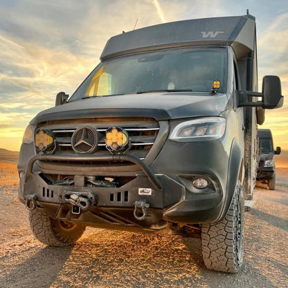 Aero Hood Spoiler for Sprinter 907 2019+ – Paint Protection and Debris Deflection