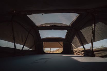 Vagabond 2.0 Rooftop Tent ROAM Dealer Portal